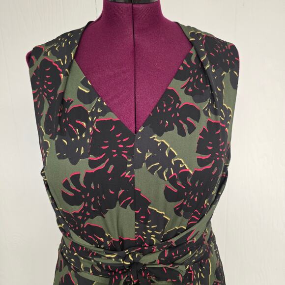 Women's Tahari Olive Black Abstract Floral A-Line Self Tie Dress | Size 16 - Picture 4 of 12